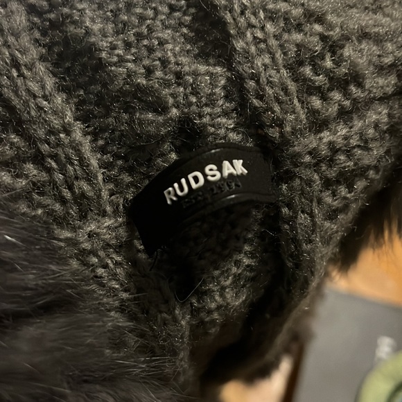 Rudsak scarf - Picture 2 of 2